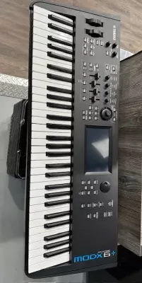 Yamaha - MODX6+